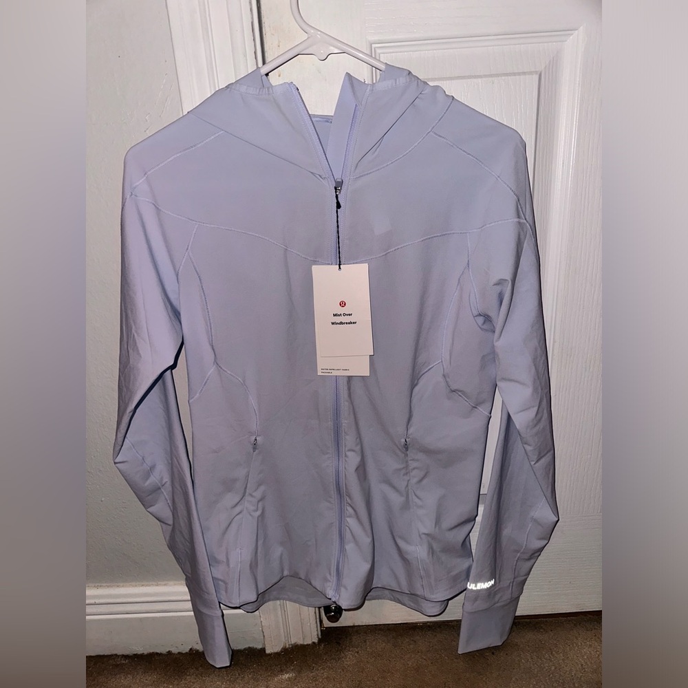 Lululemon windbreaker